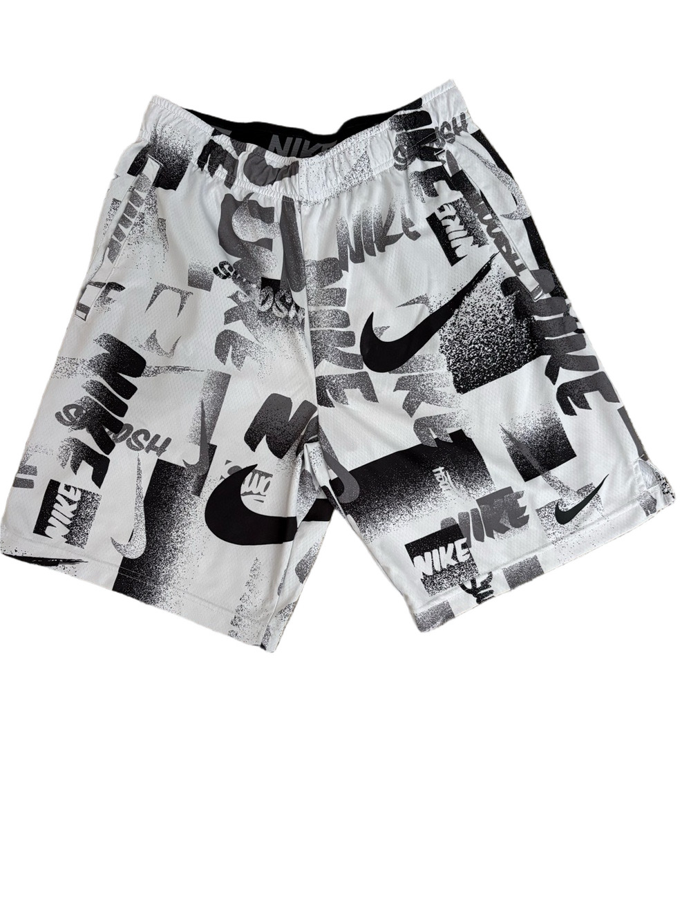 Nike Men’s White & Black Logo Print Athletic Shorts with Pockets